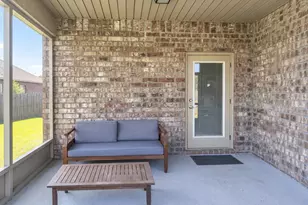 650 Teal St, Crestview, FL 32539 - Photo 21