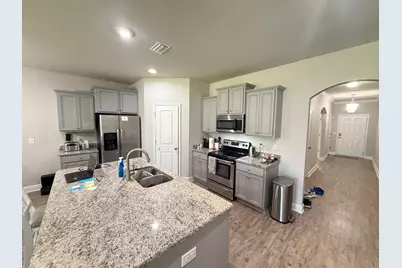 650 Teal Street, Crestview, FL 32539 - Photo 9