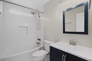 402 Sandy Ridge Cir, Mary Esther, FL 32569 - Photo 15