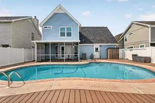 402 Sandy Ridge Cir, Mary Esther, FL 32569 - Photo 17