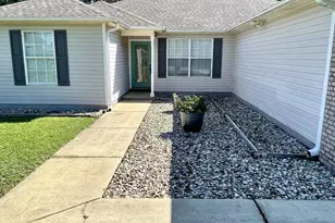 2202 Whispering Pines Blvd, Navarre, FL 32566 - Photo 15