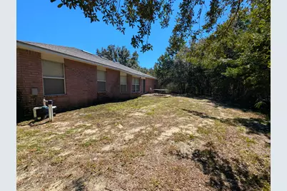 2037 Hawthorne Drive, Navarre, FL 32566 - Photo 29