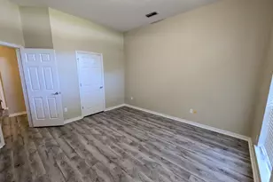2037 Hawthorne Dr, Navarre, FL 32566 - Photo 15