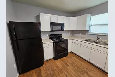 702 Lynch Street #B, Pensacola, FL 32505 - Photo 9