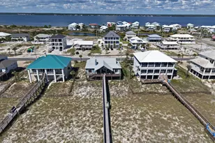 7637 Gulf Blvd, Navarre, FL 32566 - Photo 95