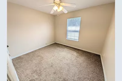 7205 Antoinette Circle, Navarre, FL 32566 - Photo 13