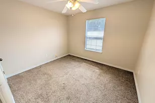 7205 Antoinette Cir, Navarre, FL 32566 - Photo 13