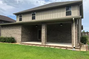 1820 Lindsey Magnolia Ct, Navarre, FL 32566 - Photo 9