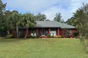 2827 Sherwood Dr, Navarre, FL 32566 - Photo 1