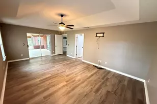 2827 Sherwood Dr, Navarre, FL 32566 - Photo 13