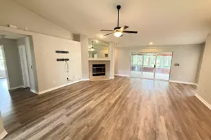 2827 Sherwood Dr, Navarre, FL 32566 - Photo 3