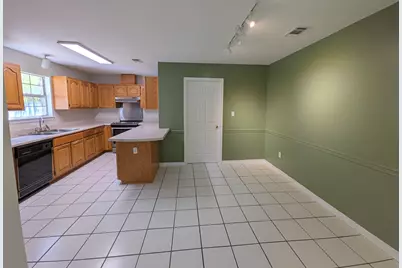 2562 Holley Place, Navarre, FL 32566 - Photo 9