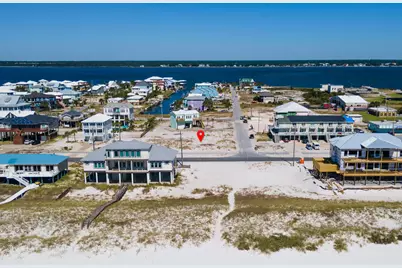 8212 Gulf Boulevard, Navarre, FL 32566 - Photo 9