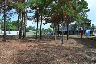 1726 Villa Vizcaya Drive, Navarre, FL 32566 - Photo 9