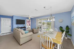 7472 Sunset Harbor Dr, Navarre, FL 32566 - Photo 3