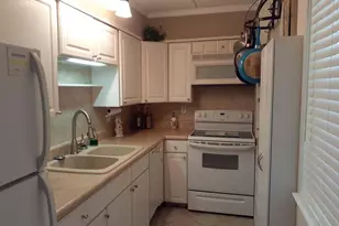 209 W Miracle Strip Parkway Pkwy, Mary Esther, FL 32569 - Photo 5