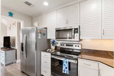 8520 Gulf Boulevard # UT-32, Navarre, FL 32566 - Photo 17