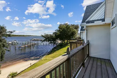 7222 Majestic Boulevard, Navarre, FL 32566 - Photo 21