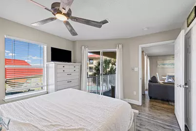 7476 Sunset Harbor Drive #APT 423, Navarre, FL 32566 - Photo 13