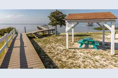 1551 Winding Shore Drive, Gulf Breeze, FL 32563 - Photo 5