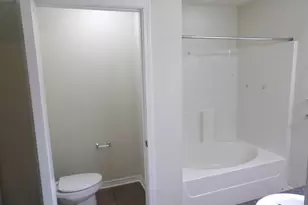 2421 Duncan Ridge Dr, Navarre, FL 32566 - Photo 17