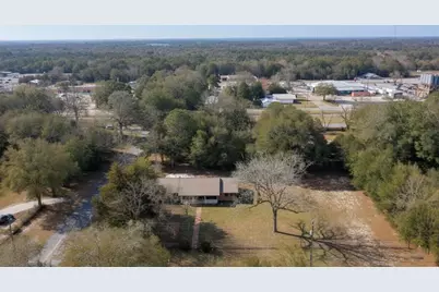 750 W Orange Avenue, Defuniak Springs, FL 32435 - Photo 29