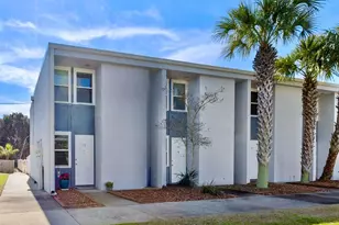 201 Pensacola Beach Rd, Gulf Breeze, FL 32561 - Photo 1