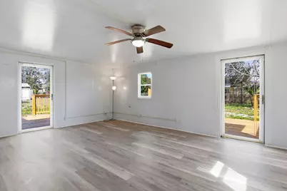 105 S Kimbrel Avenue, Panama City, FL 32404 - Photo 15