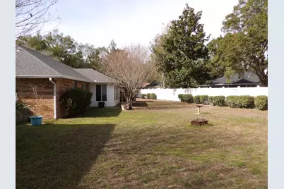 6524 Robar Tesora Street, Navarre, FL 32566 - Photo 13