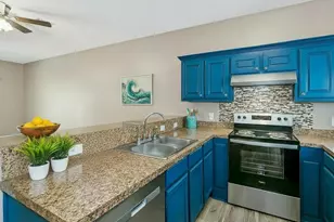 6922 Sea Turtle Cir, Navarre, FL 32566 - Photo 9