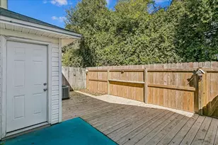 6922 Sea Turtle Cir, Navarre, FL 32566 - Photo 27