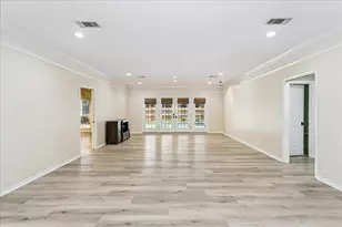 2437 W Bayshore Rd, Gulf Breeze, FL 32563 - Photo 13