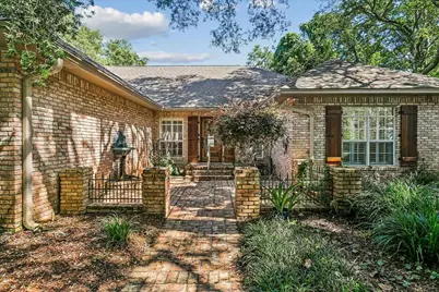 2437 W Bayshore Road, Gulf Breeze, FL 32563 - Photo 1