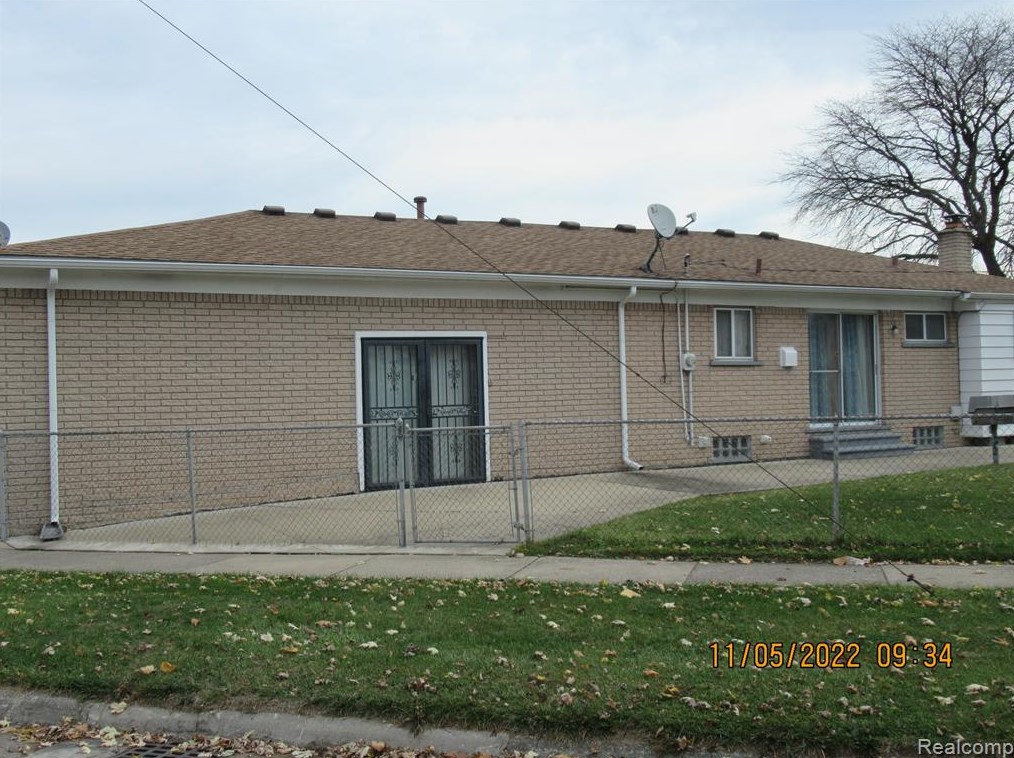 26253 Fordson St, Detroit MI  48239-1316 exterior