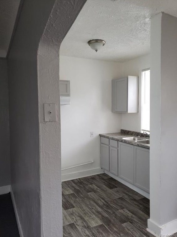15805 Baylis St, Detroit MI  48238-1562 exterior