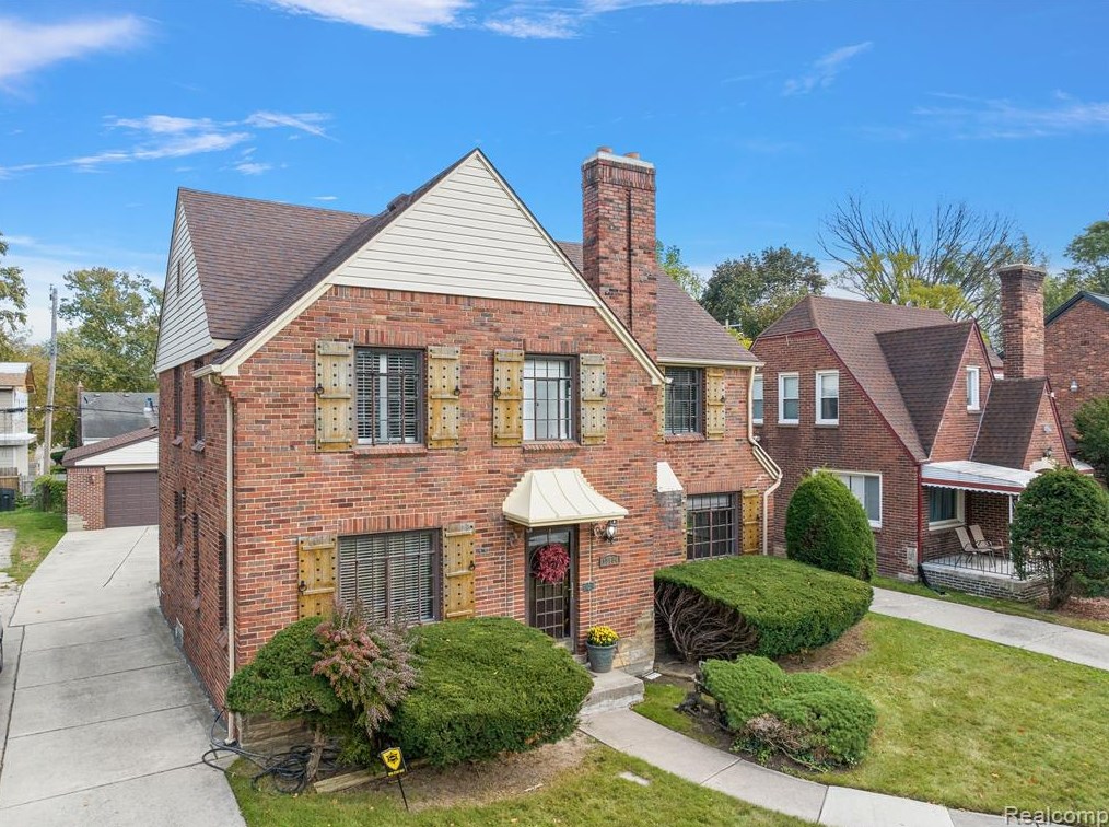 13984 Abington Ave, Detroit MI  48227-1302 exterior