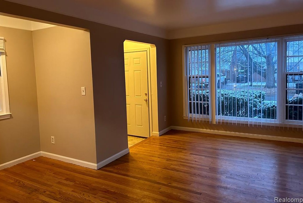 9372 Salem, Detroit MI  48239-1580 exterior