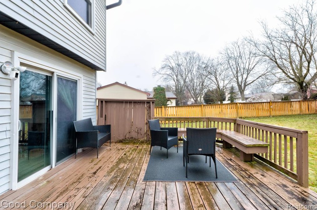 23581 Nilan Dr, Novi MI  48375-3632 exterior