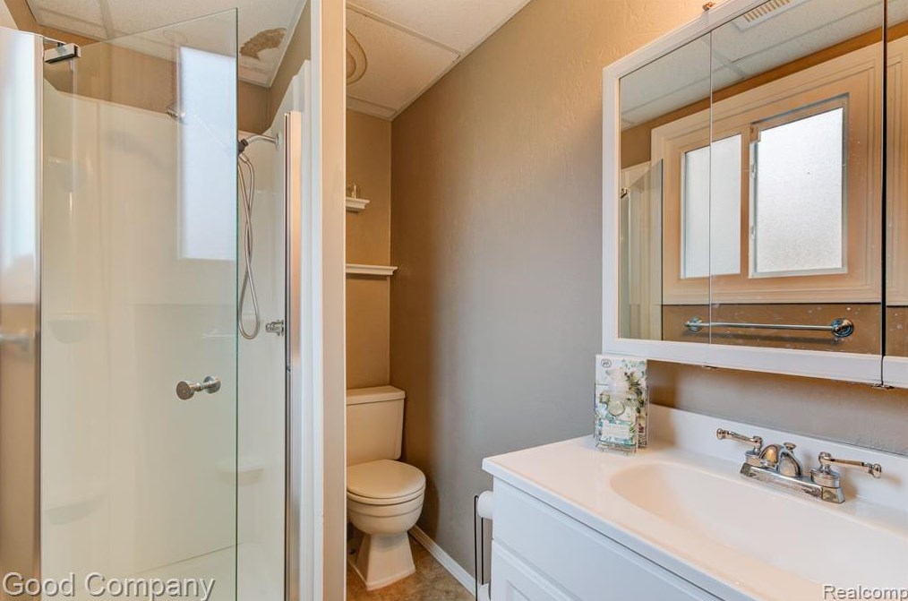 23581 Nilan Dr, Novi MI  48375-3632 exterior