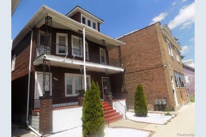 2331 Caniff Street - Photo 1