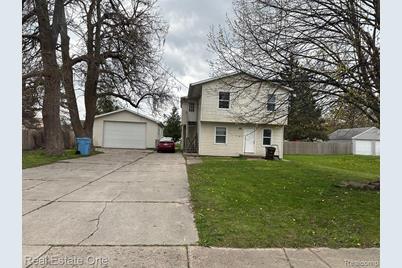 2223 W Jolly Road, Lansing, MI 48911 - Photo 1