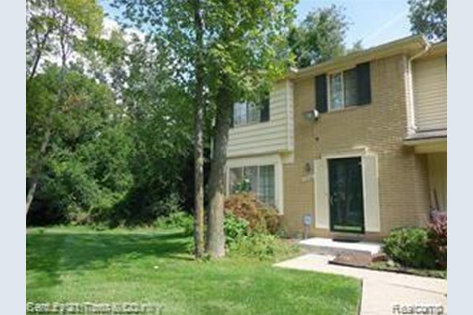 23648 Lahser Rd, Southfield, MI 48033 MLS 20221048934 Coldwell Banker