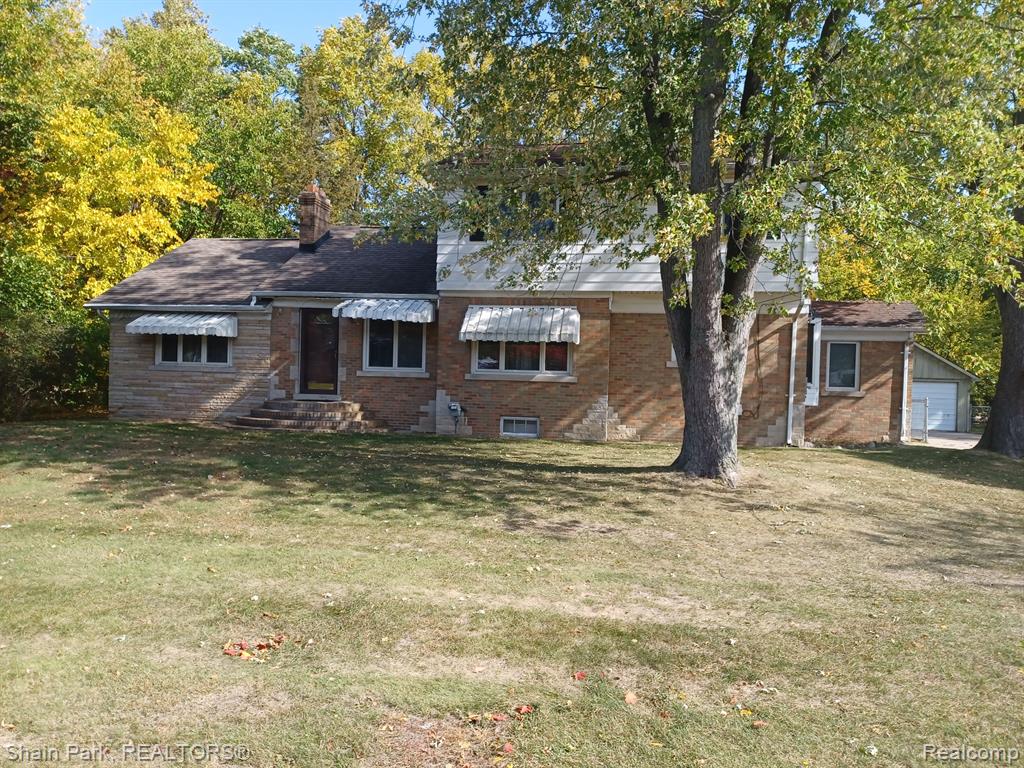 11151 Clinton River Rd, Sterling Heights, MI 48314 MLS 20221052701