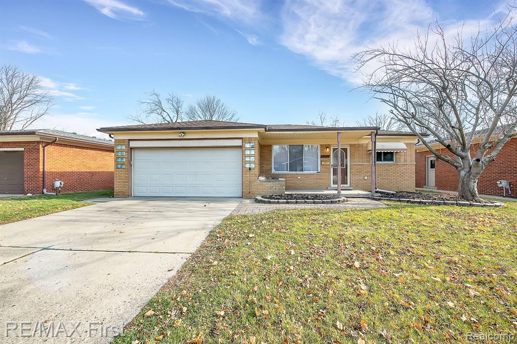 28168 Newport Dr, Warren, MI 48088 MLS 20230001349 Coldwell Banker