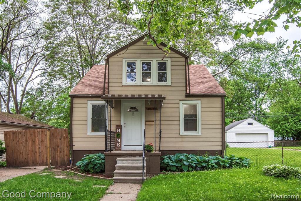20493 Poinciana St, Redford Township, MI 48240 MLS 20230025571