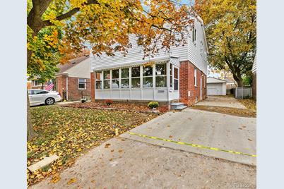 33589 Forest Street - Photo 1