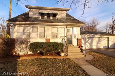 15518 Parkside Street - Photo 1