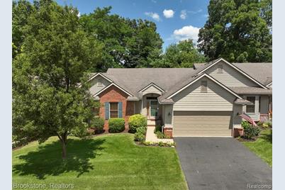 6036 Northridge Hills Drive, Brighton, MI 48116 - Photo 1