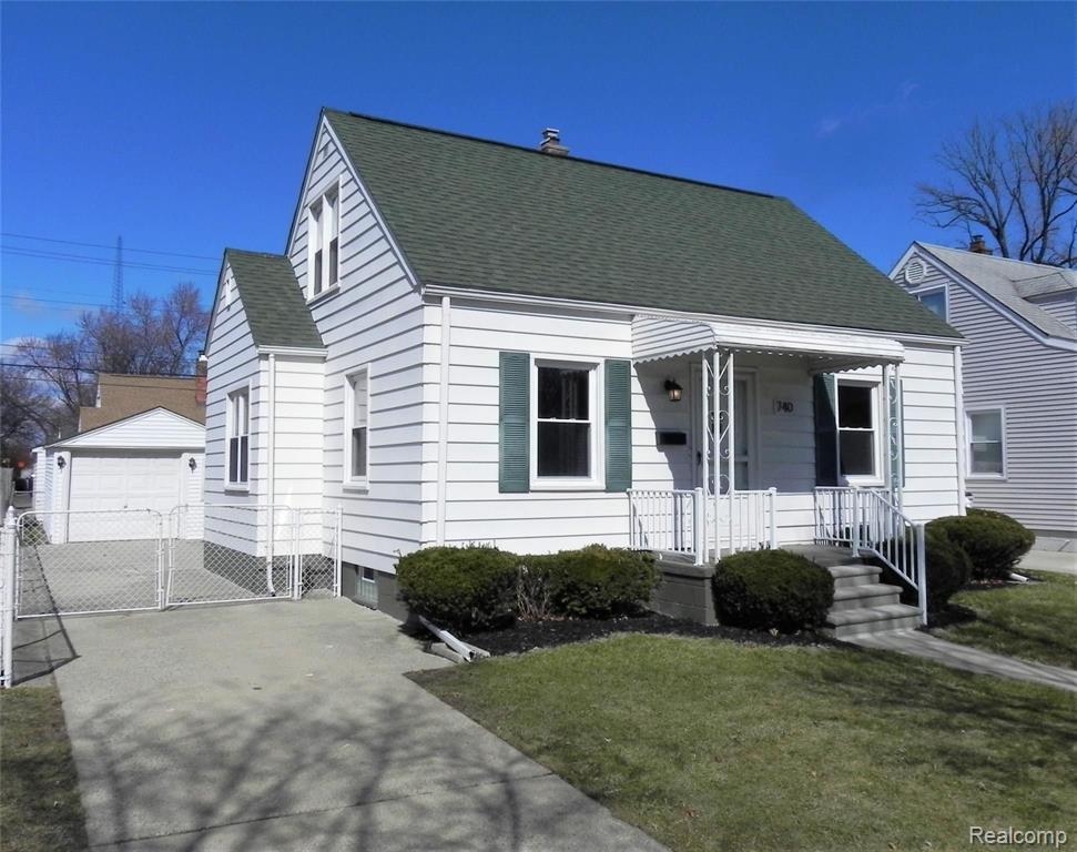 740 W Shevlin Ave, Hazel Park, MI 48030 - MLS 2200022317 - Coldwell Banker