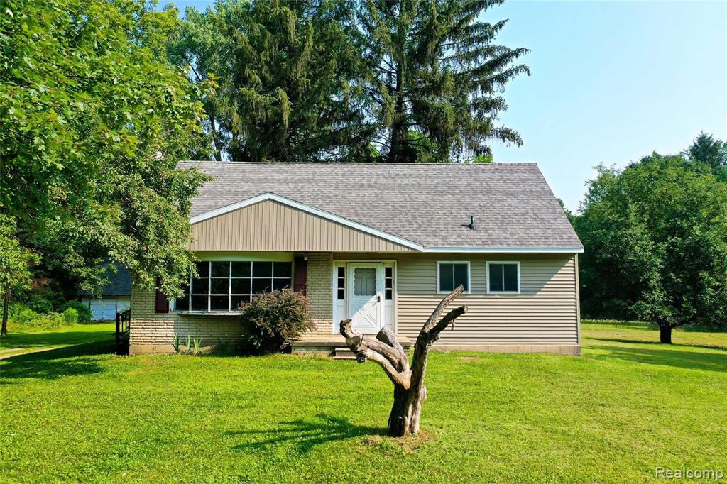 4347 E Rathbun Rd, Taymouth Twp, MI 48415 - MLS 2210094746 - Coldwell ...